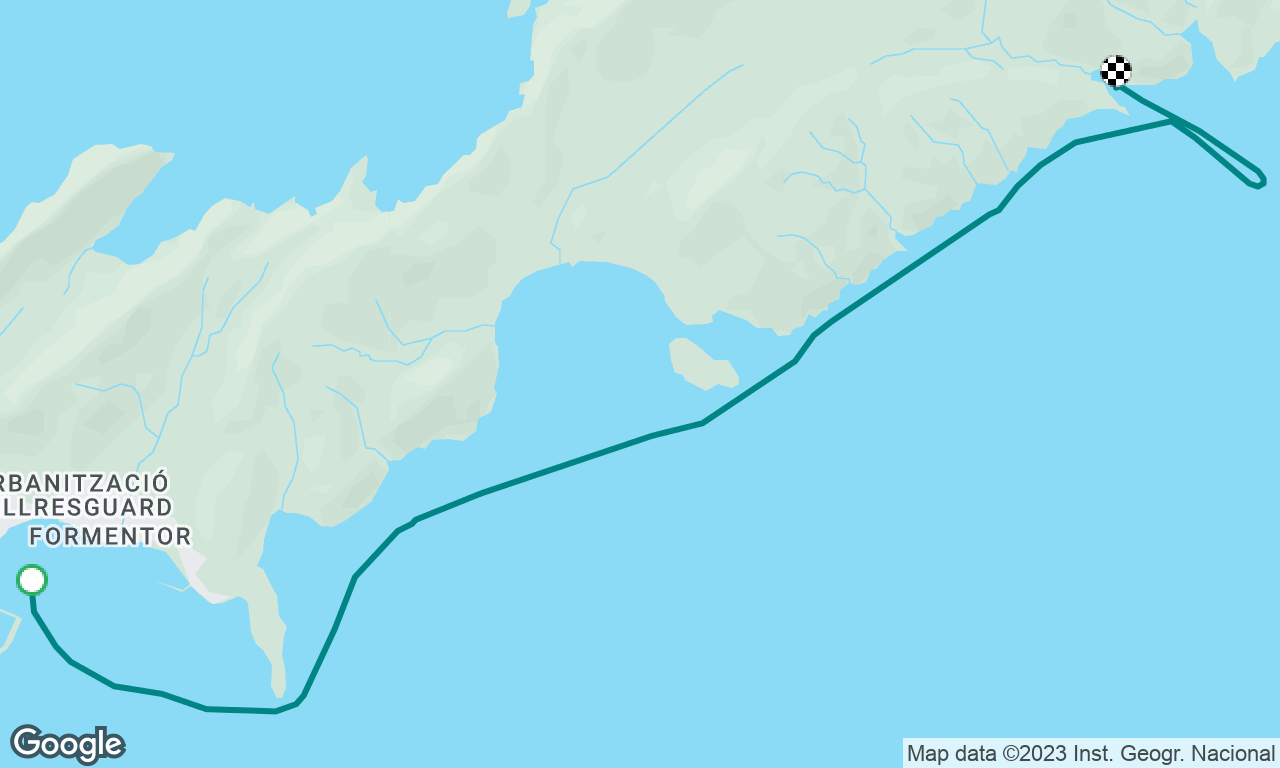 Short trip up coast to new anchorage 