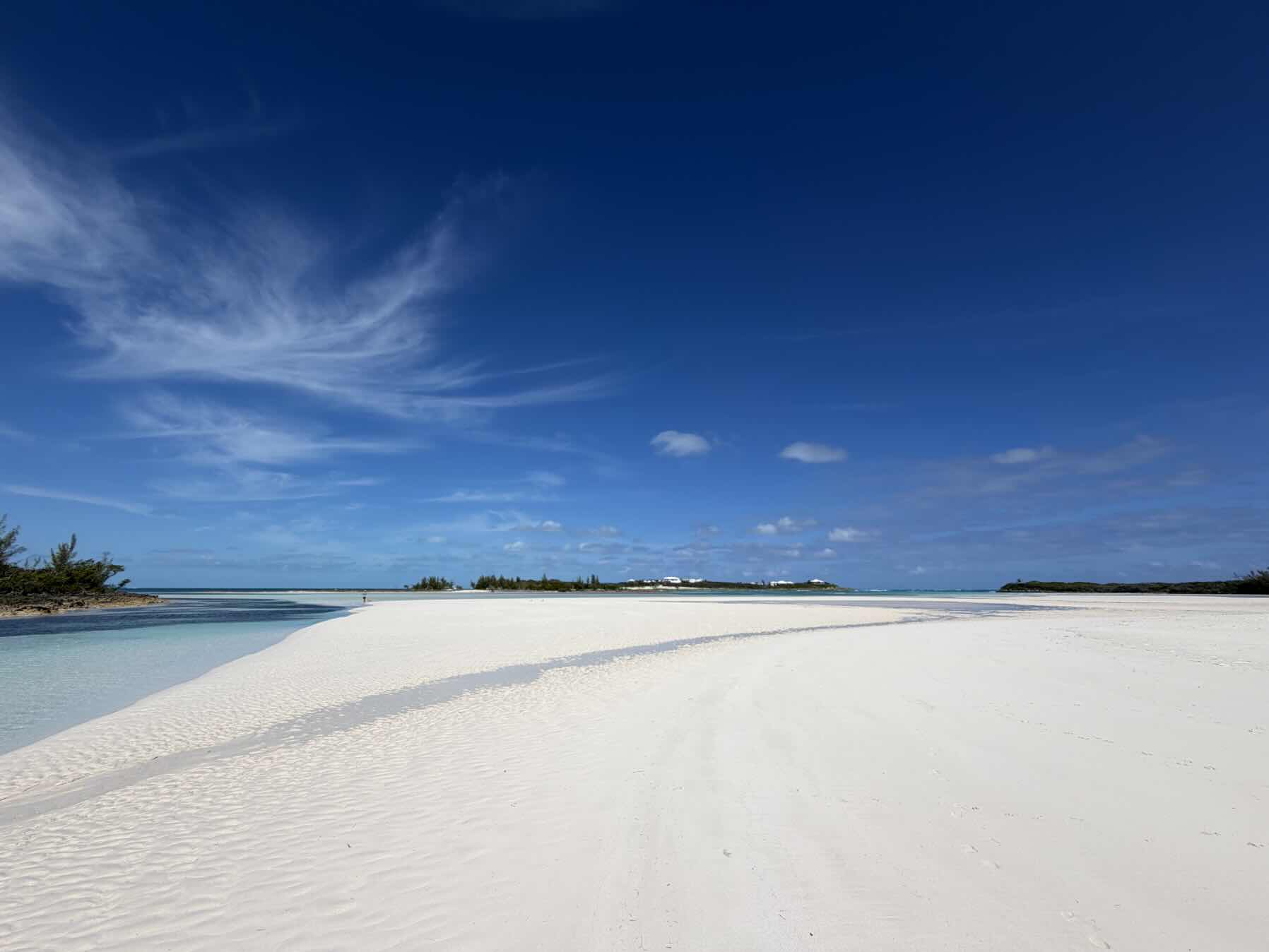 Scotland Cay sail down to Tilloo_081461F8-D3C6-4D3F-9E29-B60E953F9283