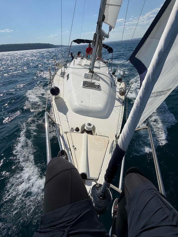 Voyage photo from Intro sailing session
