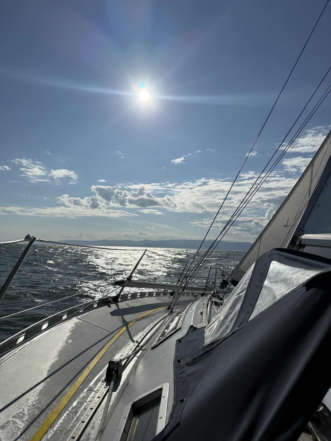 Voyage_34CF7A2F-DA91-444E-8F45-85387D6D9524