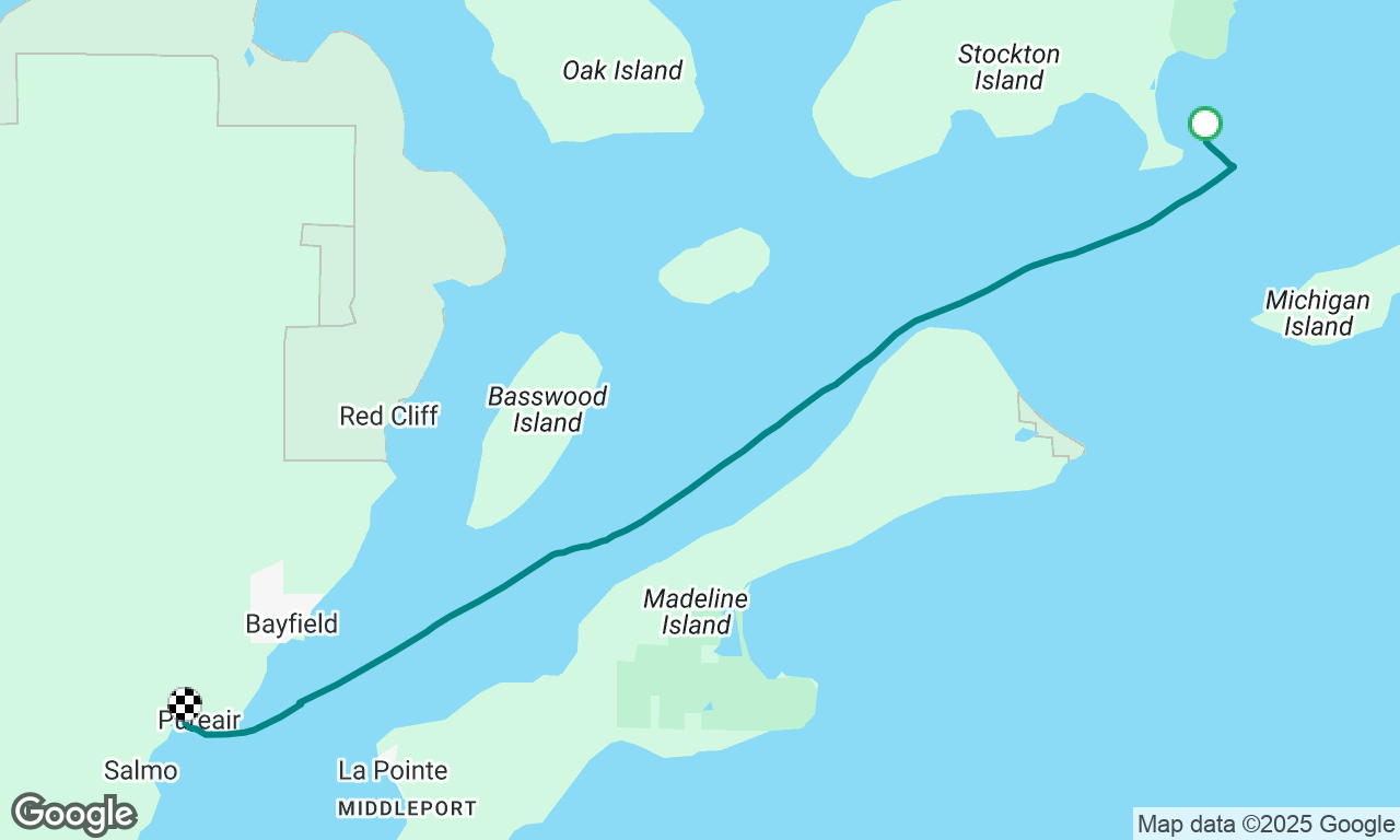 Sailing to the marina