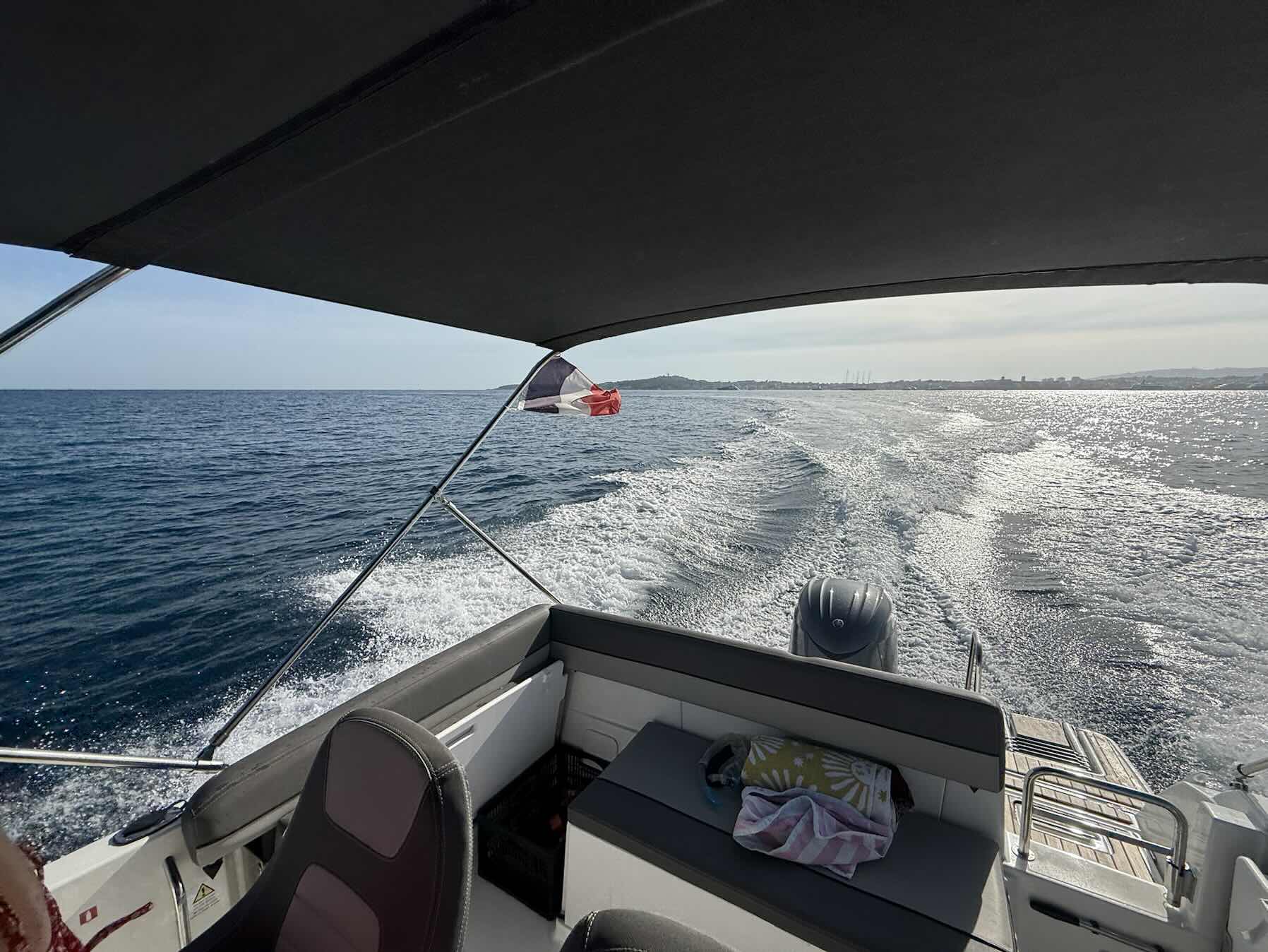 A day in Antibes and Cannes 🚤_052DEFC1-9385-48BF-A774-C8811F29F368