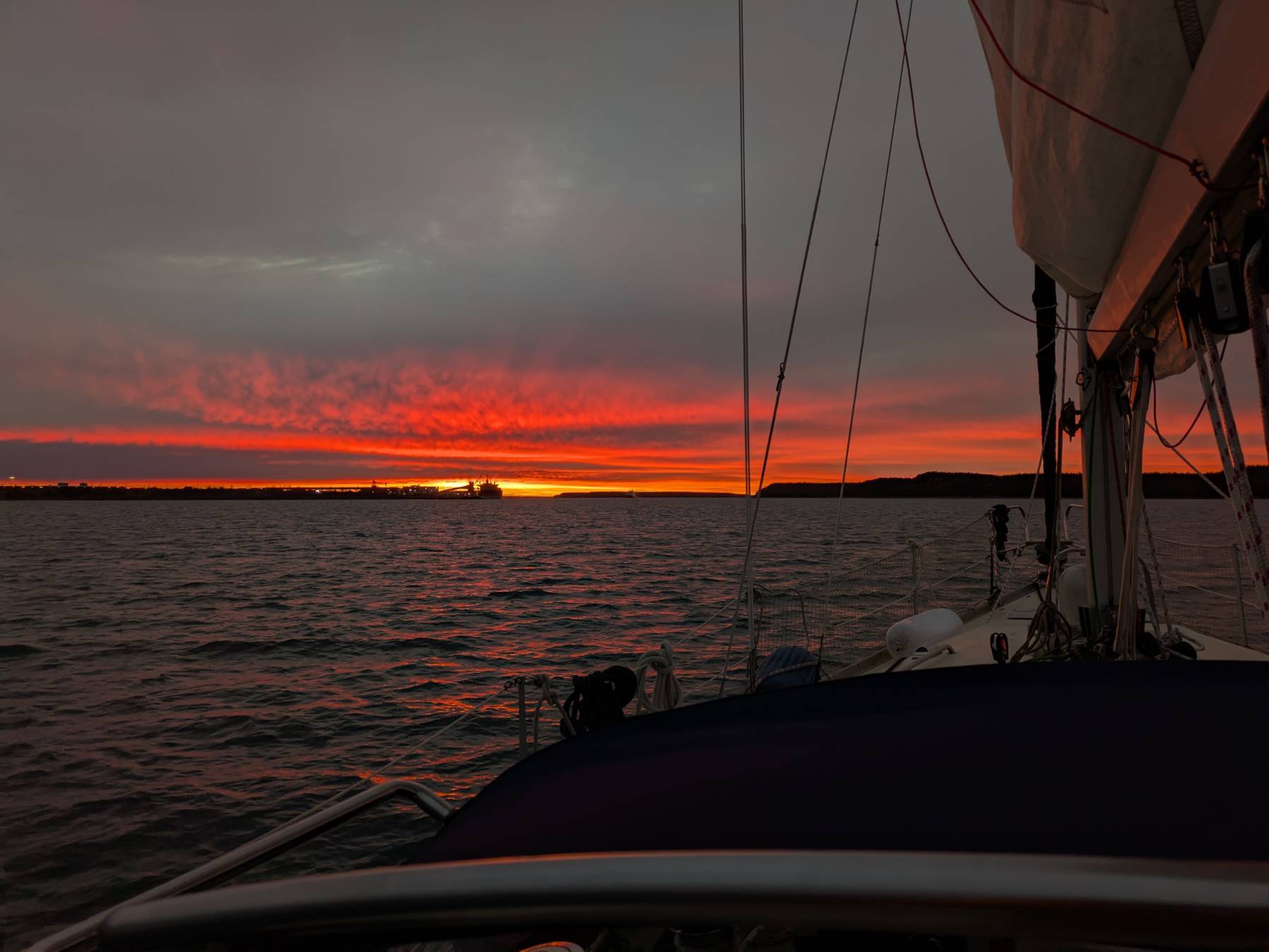 Lever de soleil_FADF8B3D-BFE4-49AD-A935-D4FC212E08B2