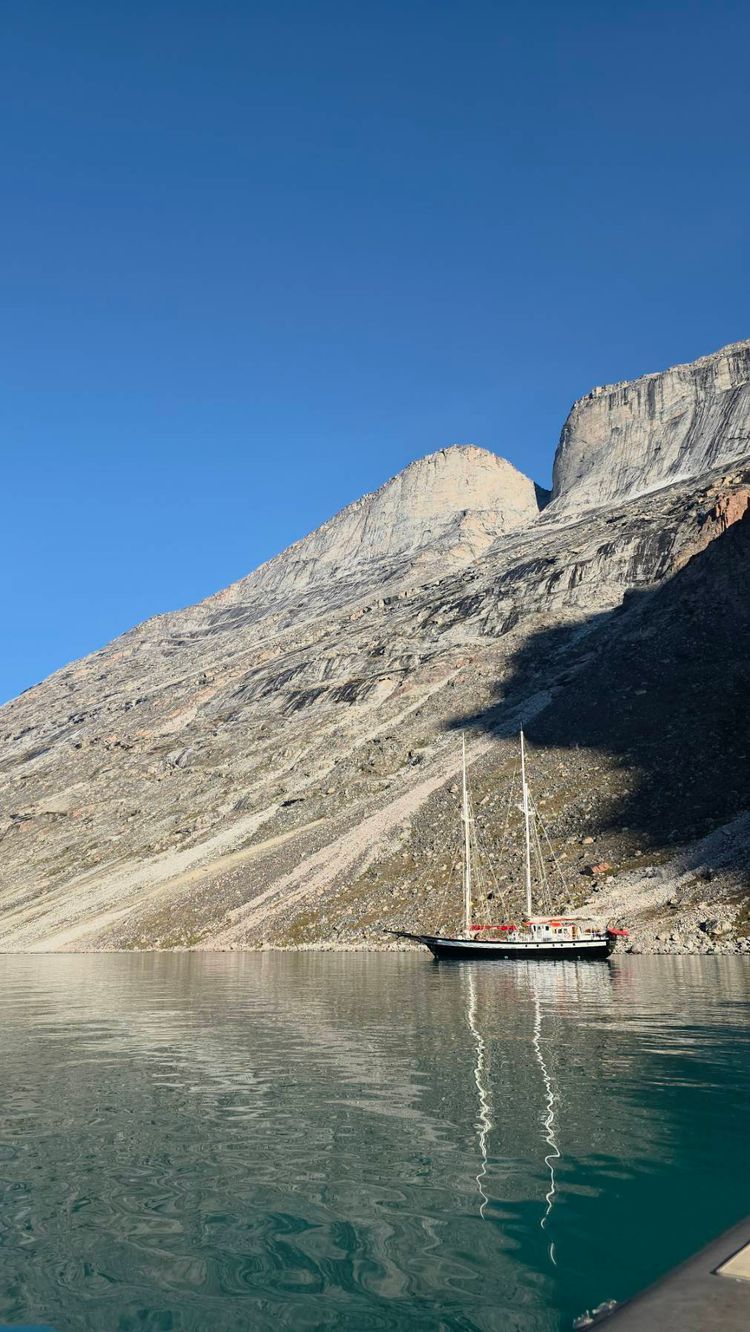 Voyage photo from S/V Ruach Love - Buffin Island's Expedition 1°