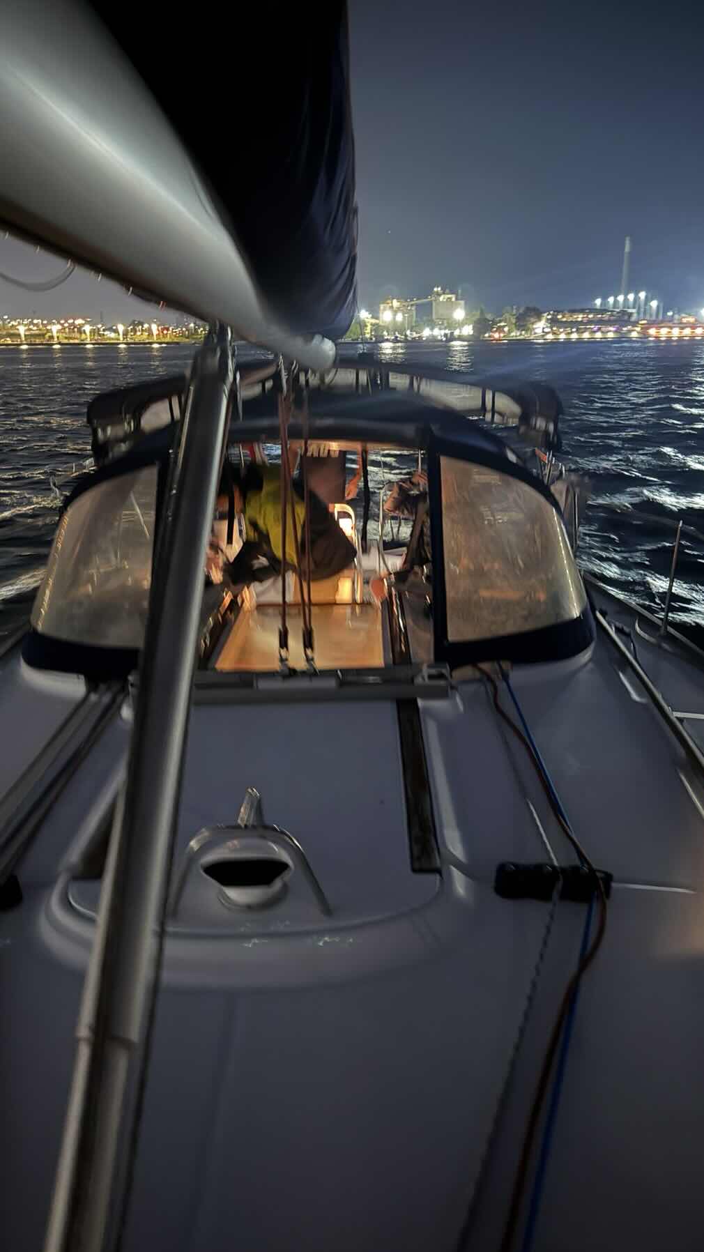 TGIF with sails filled _8D5B70E3-5627-49EE-83B7-57EB9F1560D8