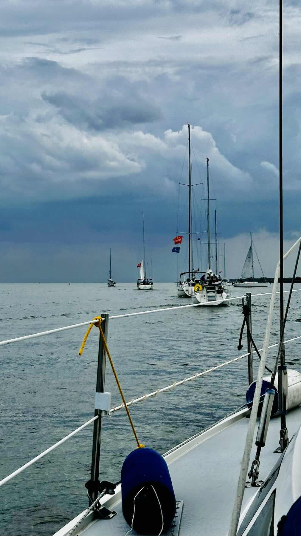 Sailing with 2 boats_F8F3FE68-7B1C-42DB-A1D4-414320AEC1B4