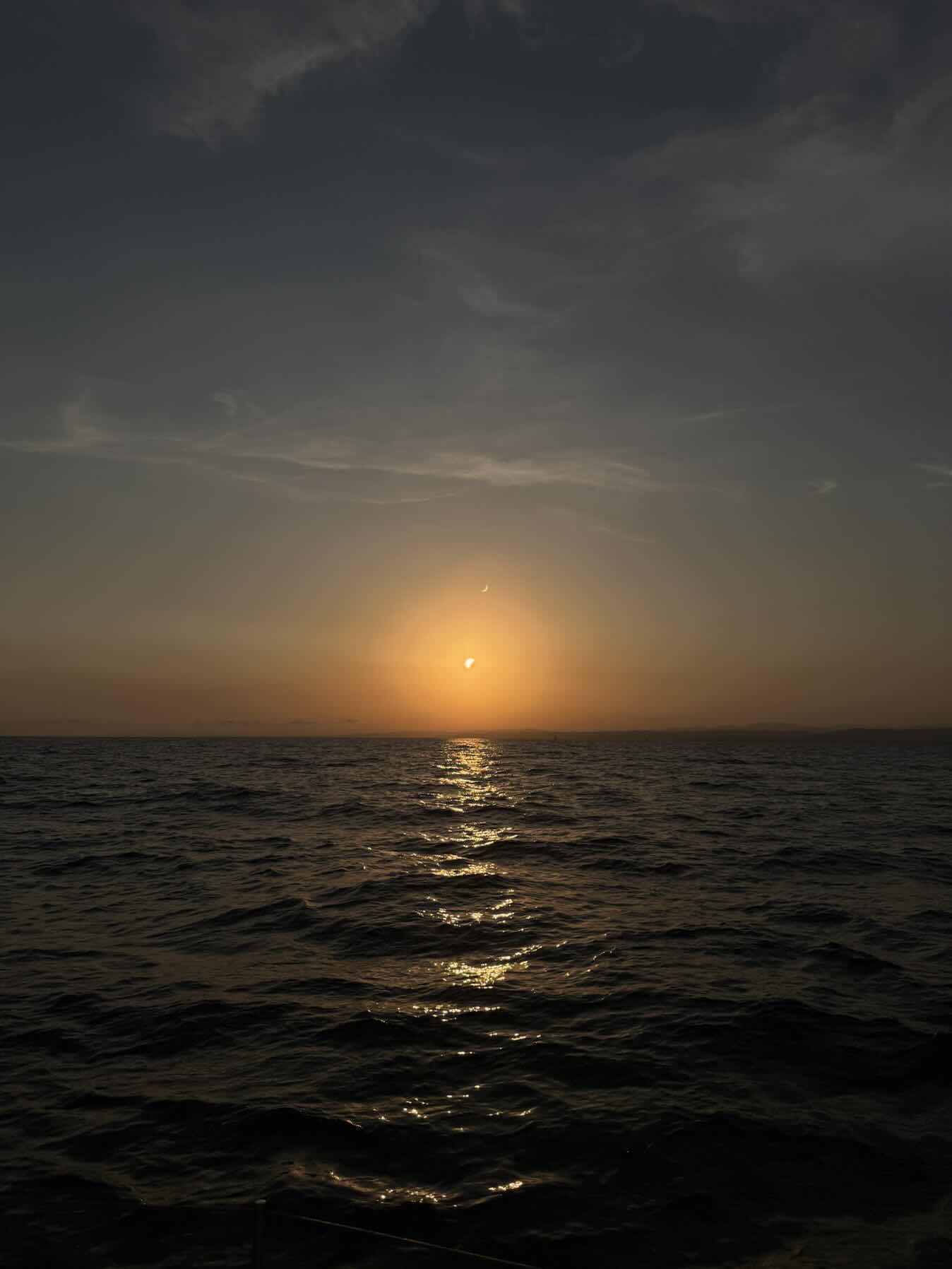 Chasing the eclipse_7B9ED9EB-DED4-4BE0-9BA4-C8F85B03DE44