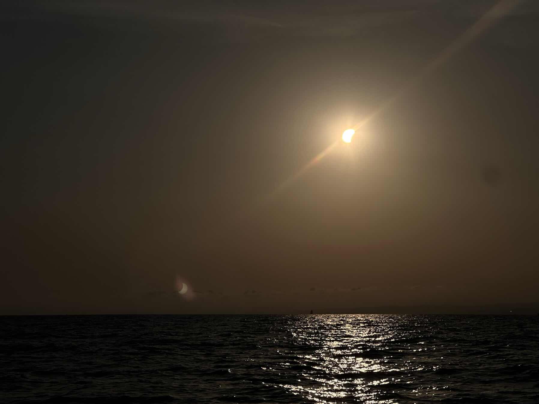 Chasing the eclipse_DC430CEA-A00D-4739-80C9-8D86FB3C74FD