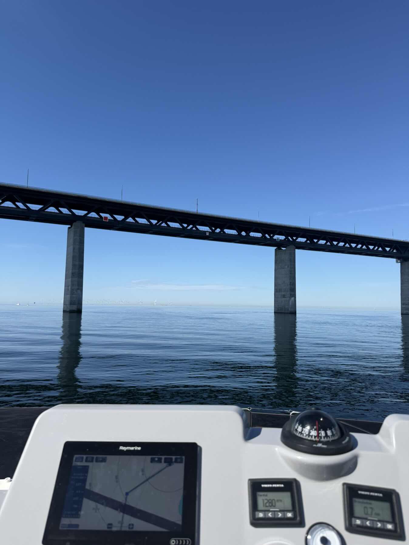 Voyage_12F43132-541C-449B-82DF-346974132C7C