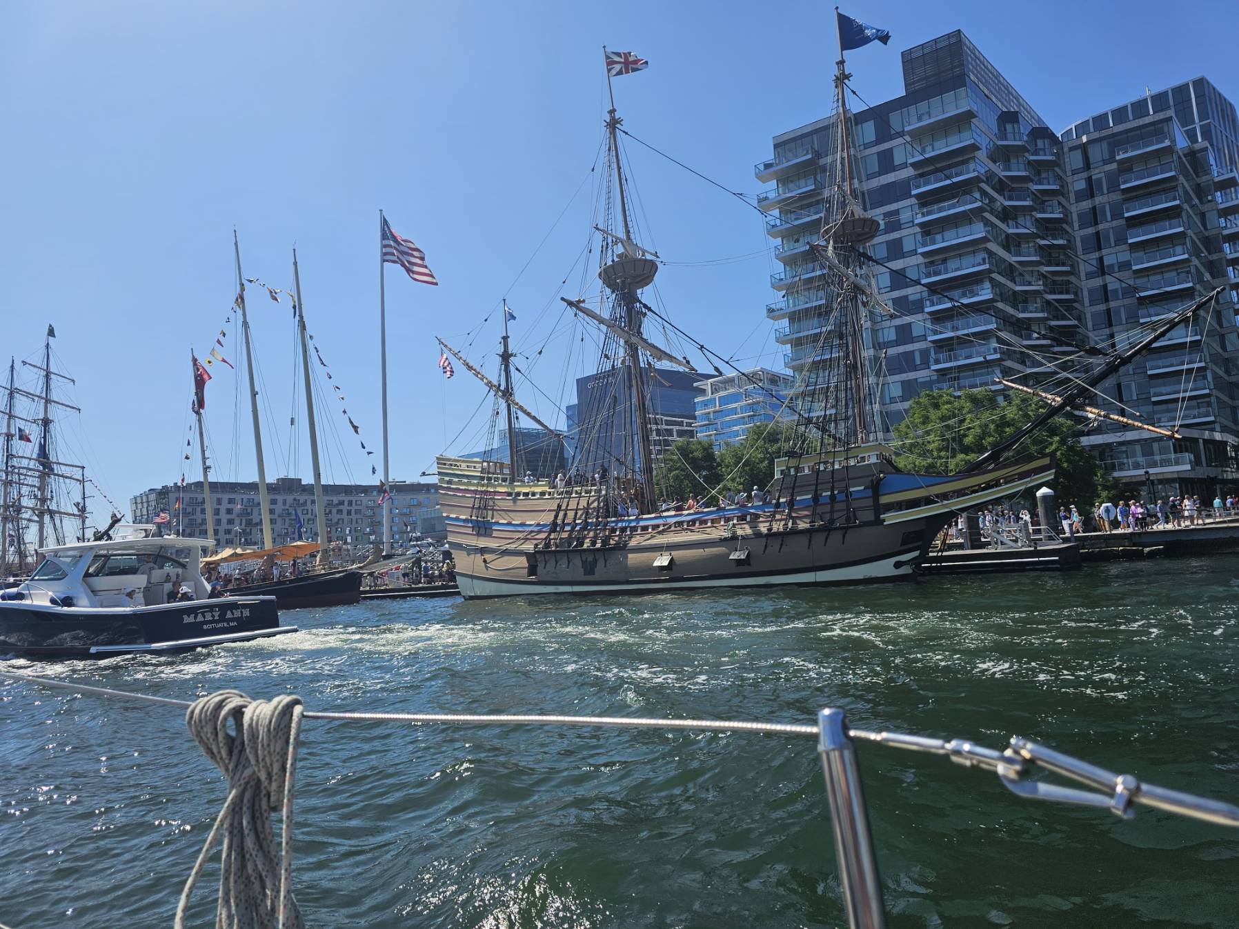 Tall ships+ casle island washing machine _54795273-D874-4594-B6B4-7E73BA00C1BC