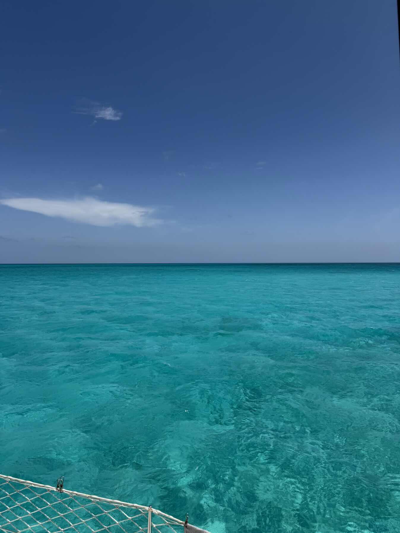 Big Fish Cay to Stranger Cay Reefs for lunch and snorkel stop _BB0D22AB-3F0D-4789-8F0C-E773E27FC0C6