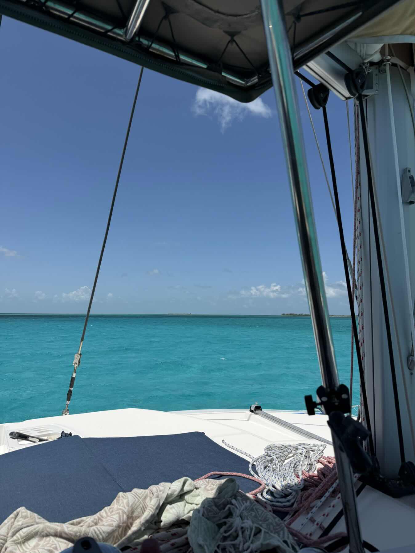 Big Fish Cay to Stranger Cay Reefs for lunch and snorkel stop _EC624973-732E-4C7F-BB72-4A1F817F9218