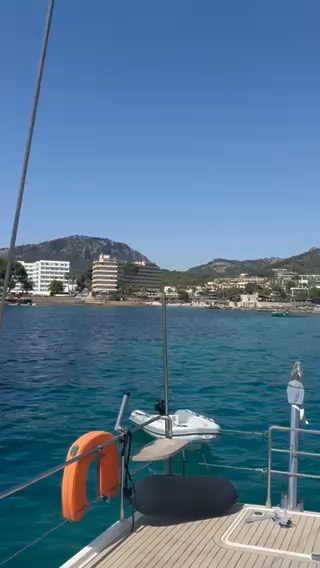 Voyage_6B4BBD83-5E87-4641-A5F4-E7D1E17BFC58