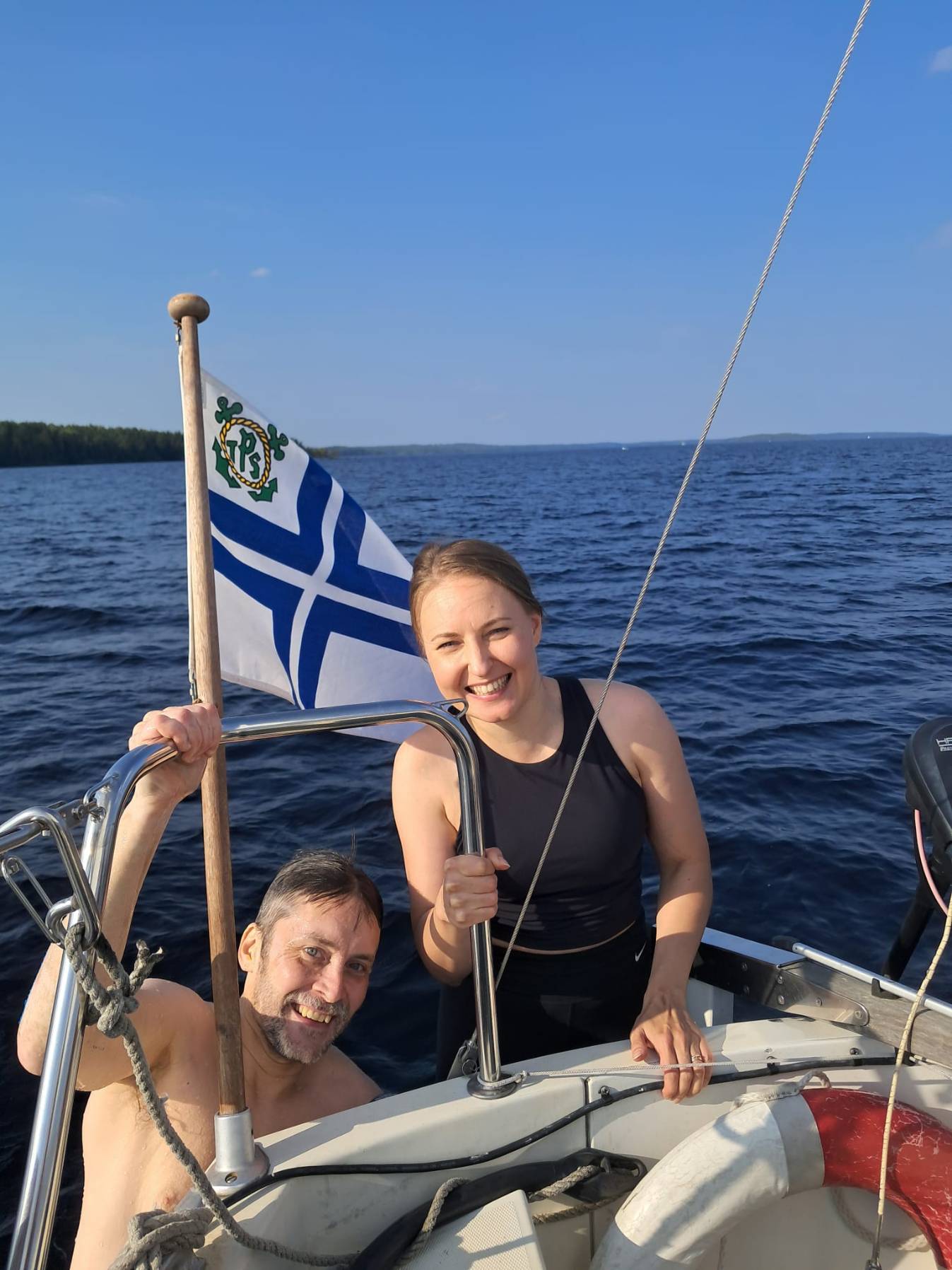 Sunnuntaiajelu perheen kanssa_32731C7A-EAB8-4D40-A4CD-04DAB907176F
