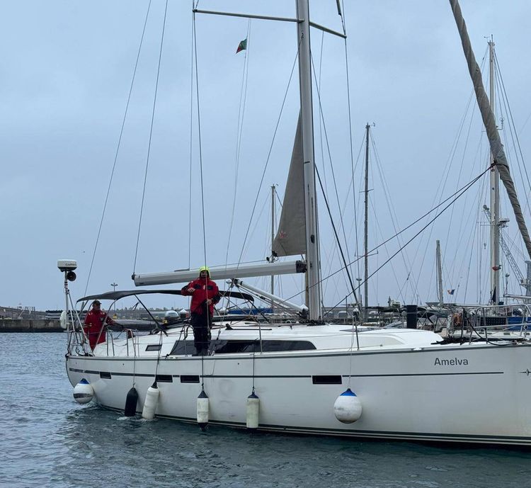 Voyage photo from Funchal - PontaDelgada) (AzoreanDream)