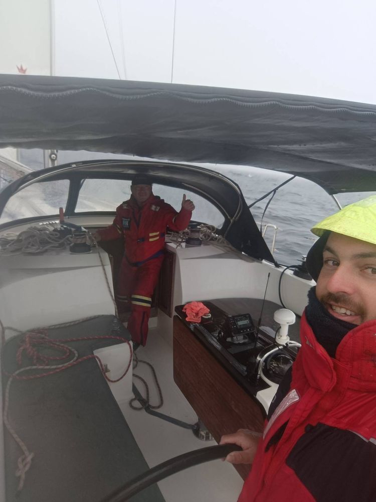 Voyage photo from Funchal - PontaDelgada) (AzoreanDream)