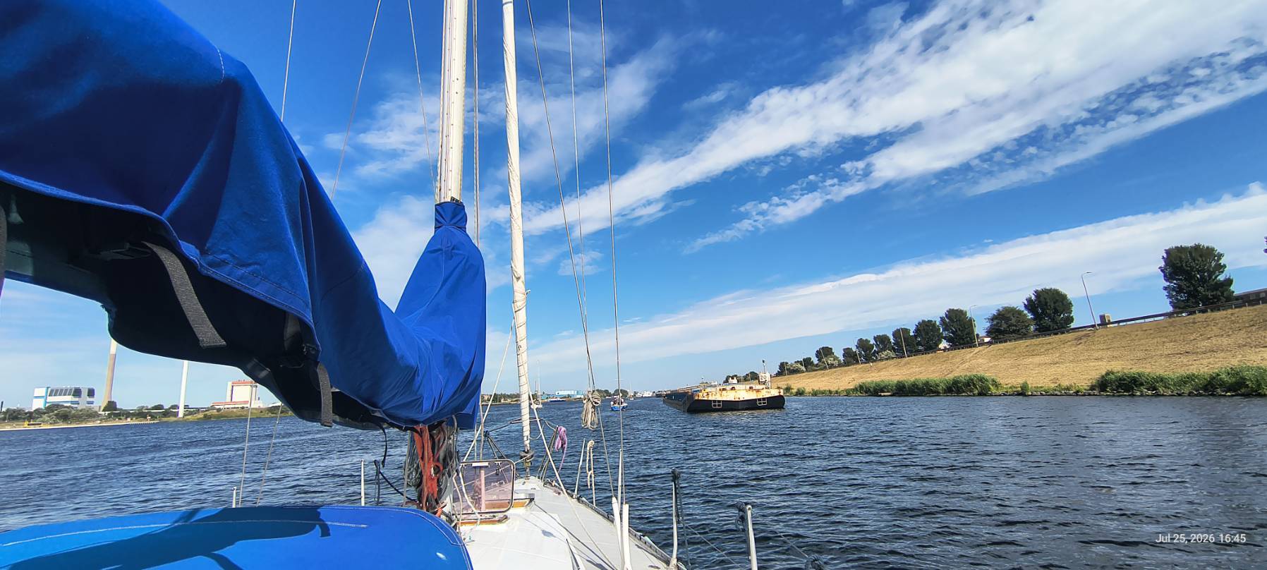 Sailing With wind and current _B1891EE8-5B81-4DFA-9627-4EAD5370DEA9