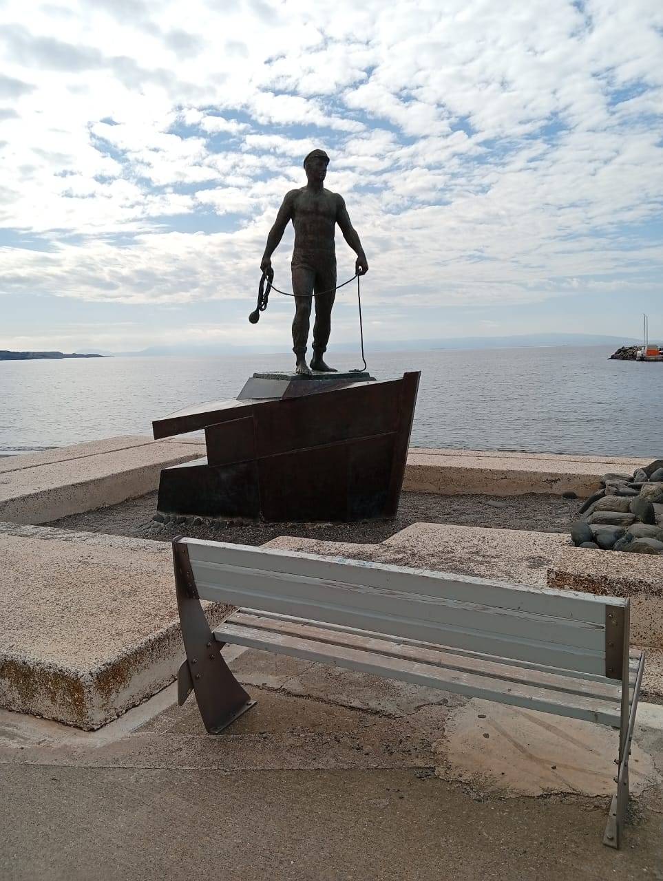 Quick trip to Neapoli Harbour_AC7D85FC-50D8-40F3-8BC6-F03D598C2093