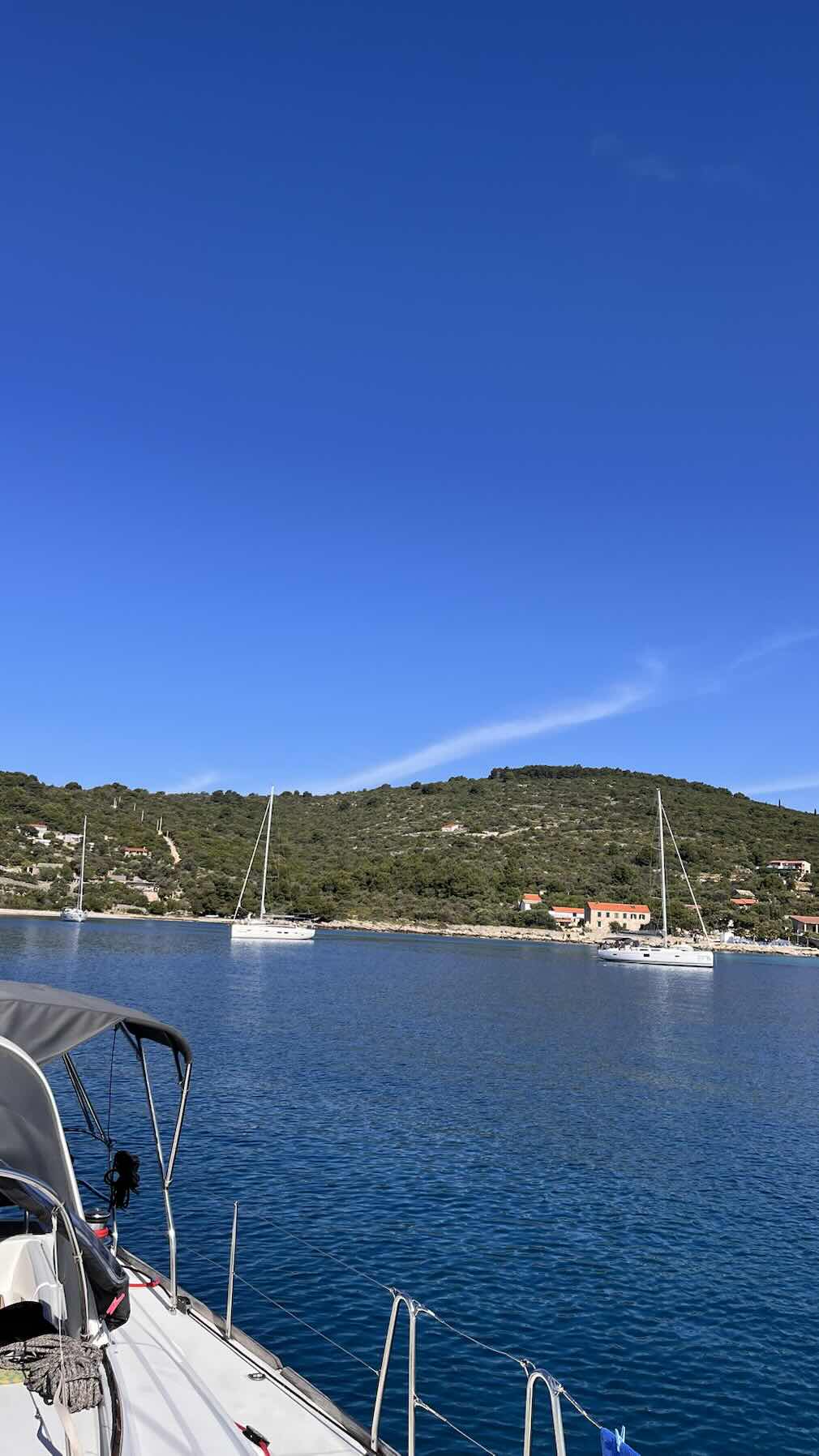 Rogac > Blue Lagoon_CF6DBFCD-9A29-466E-B561-8813C163EE4F