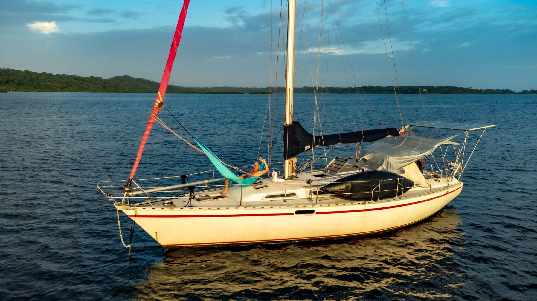 Voyage_22C7C7A5-F696-4D44-9A38-F30C4F60632F
