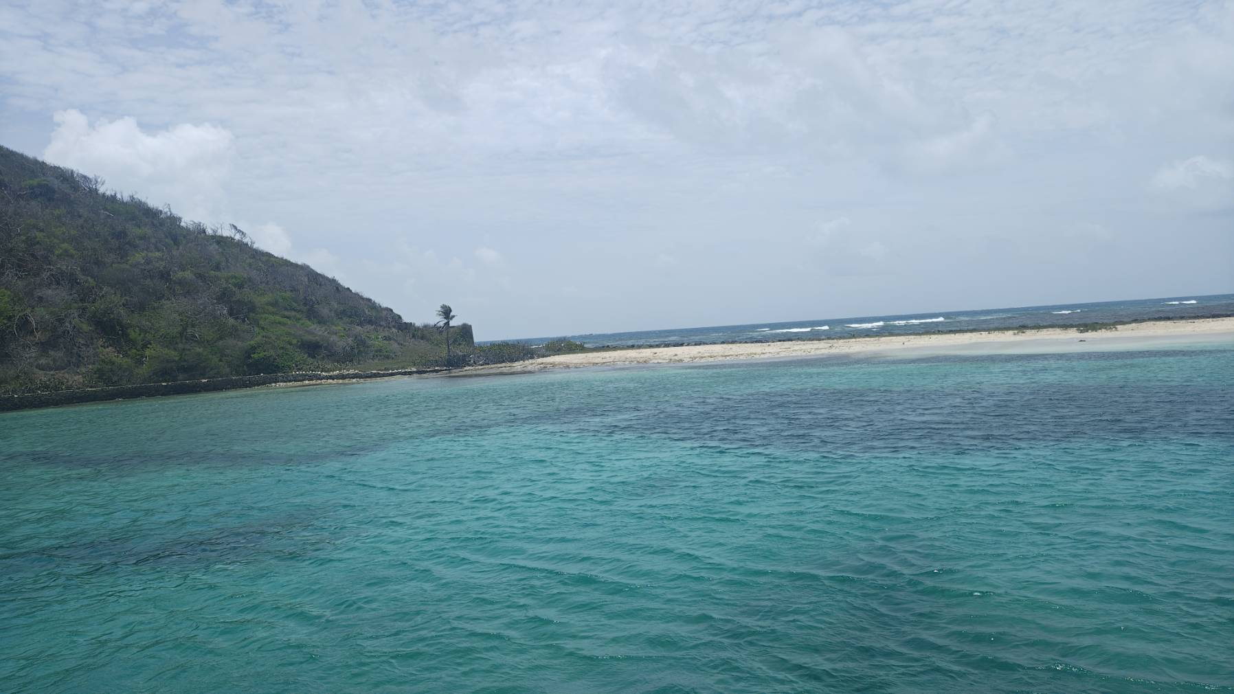 Chatham Bay to Salt Whistle Bay, Mayreau Island_93193B34-2C88-4878-9C15-F7A78867A6DE