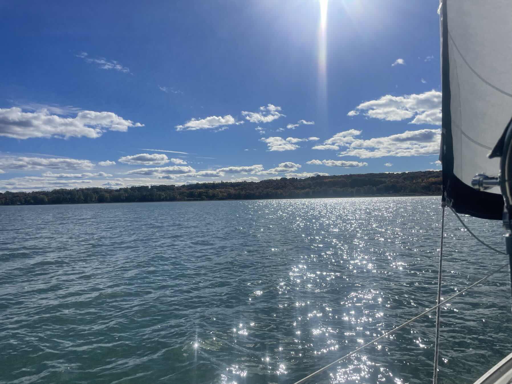 Autumn Sail with Elsa_D3AC0379-6B37-435A-905B-A99AD7404448