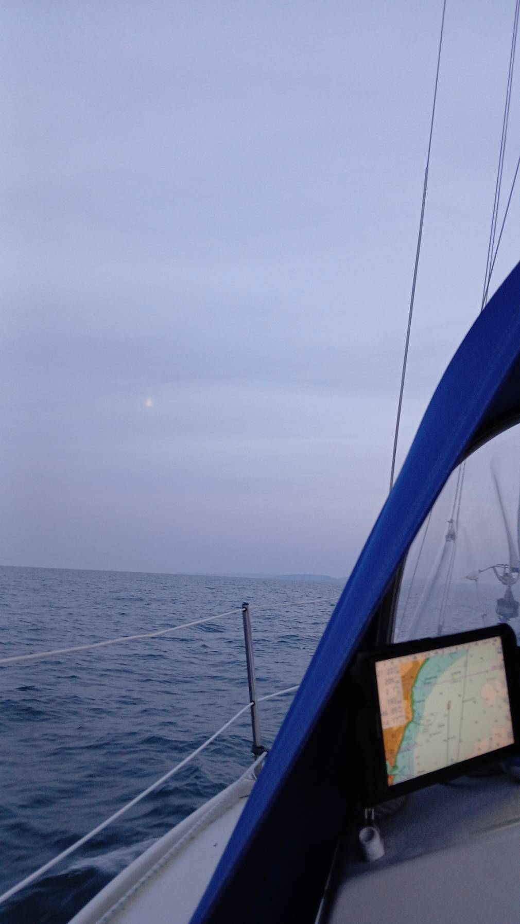 A gentle overnight sail _8CE843E0-184E-4DAC-8473-D4831EDC76C3