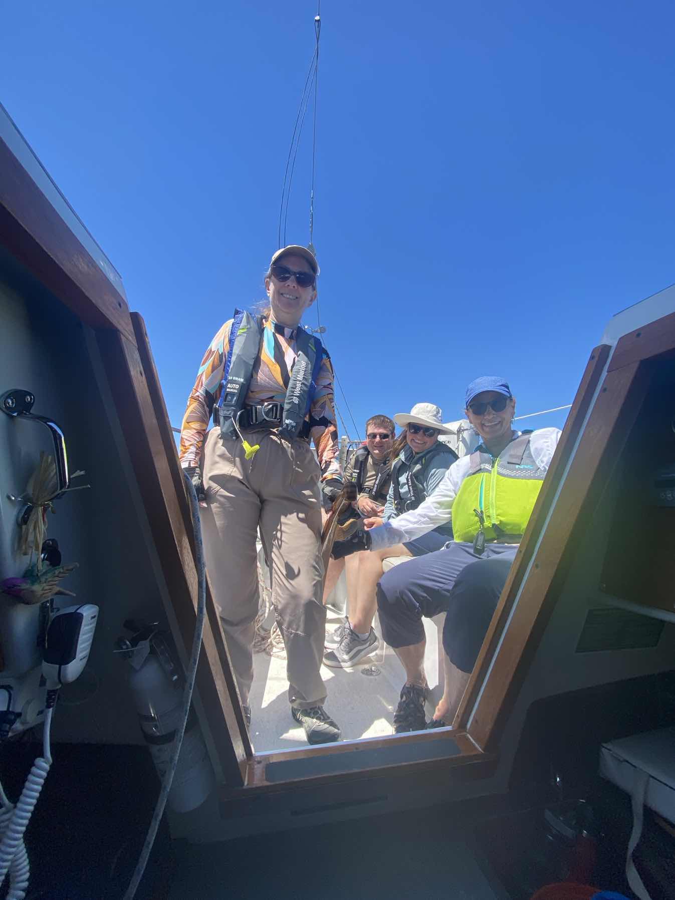 Calypte crew 🥵☀️_6045337B-3FCC-48F9-90DF-9DF0F9B11073