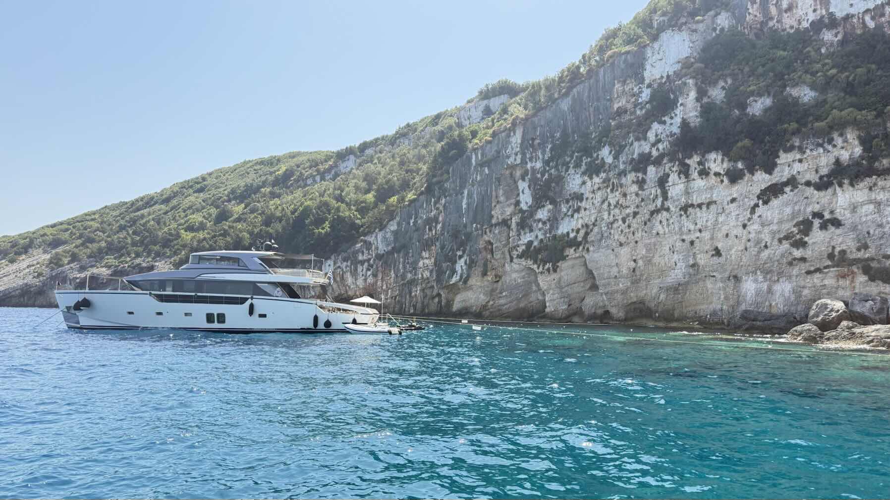 Zante_B8EB6DDE-769F-46A6-9D8A-A9FFF757EB6D