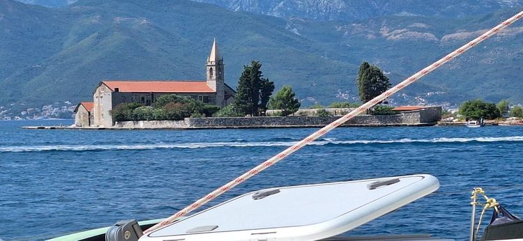 Voyage photo from Radovici, Refuel and Anchor in Almara, Lustica Bay