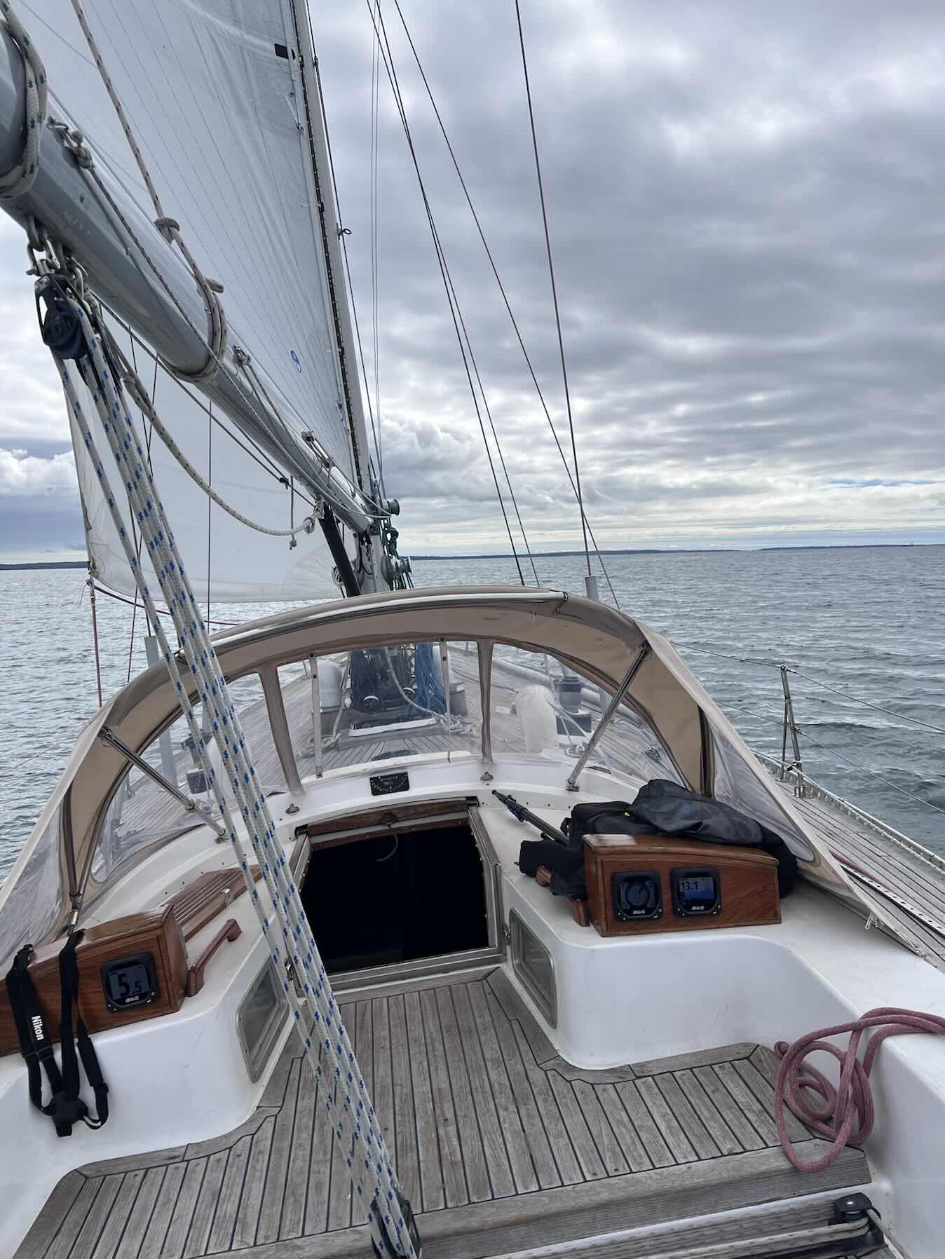 Mattapoisett to Jamestown … last sail of the season _17F46223-CD06-4F31-8080-082419866B08
