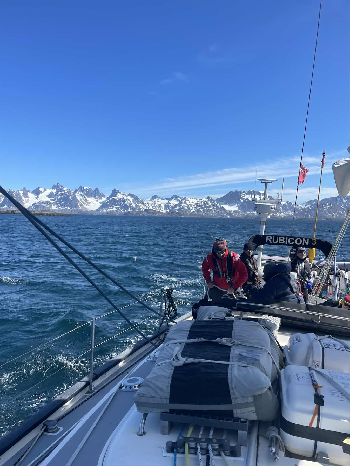 To Evighedsfjorden _5DA3F143-C564-4DEC-A7A5-6677525B753A