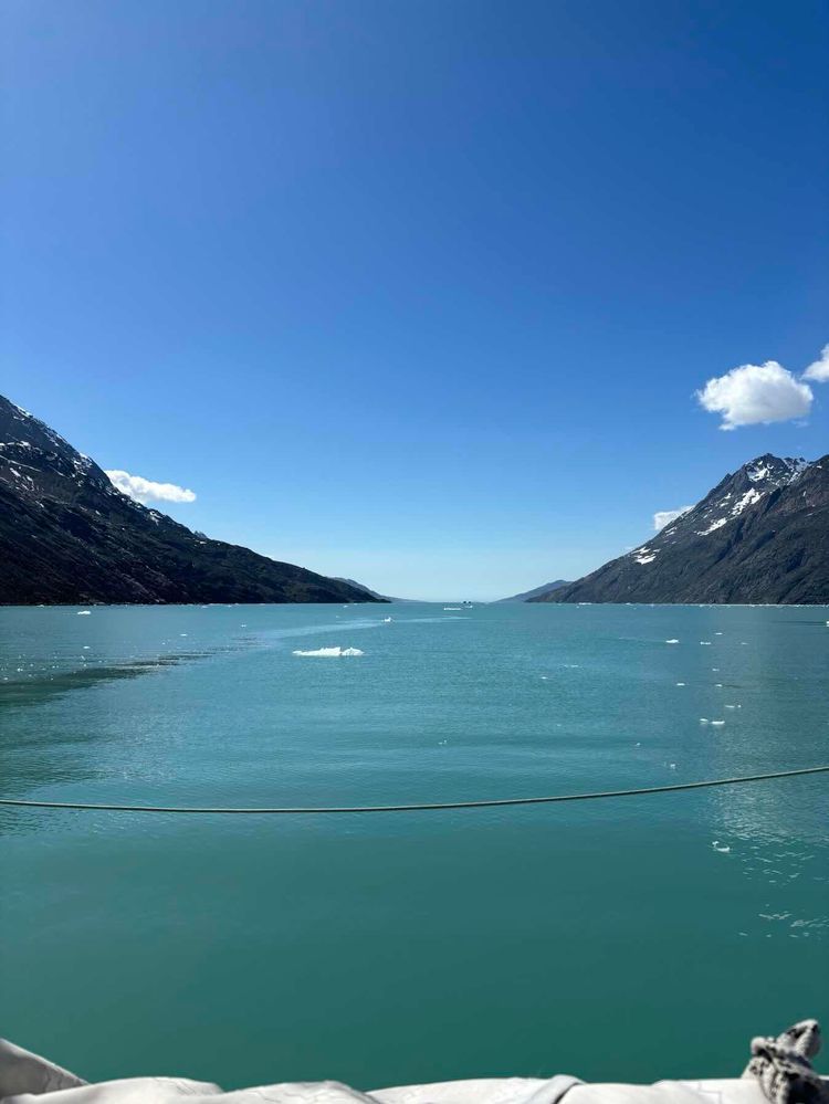 Voyage photo from To Evighedsfjorden 