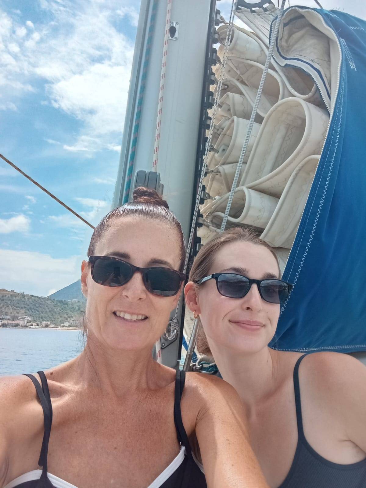 Off to Himare._FACD7243-3ECD-4960-894A-16018D08D9B5