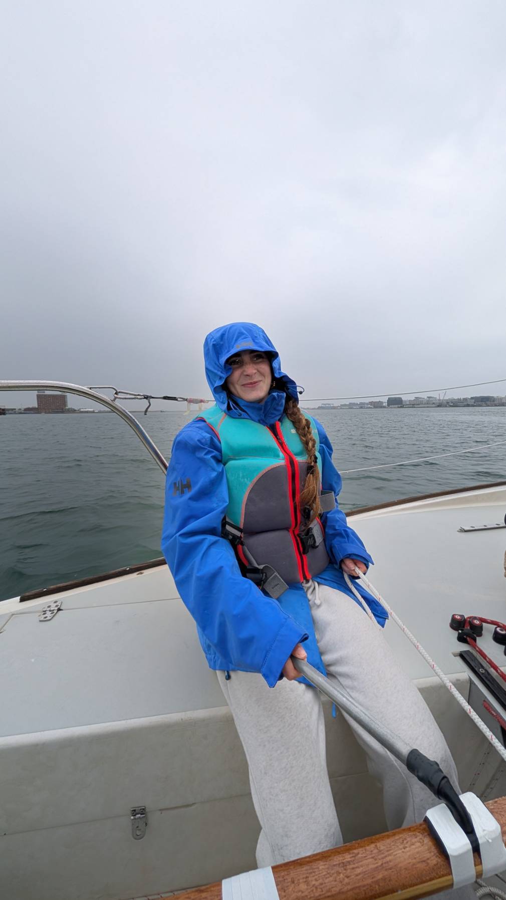 Drizzling and docking!_0B07FAA8-6435-43FC-8334-D77F5E550A26