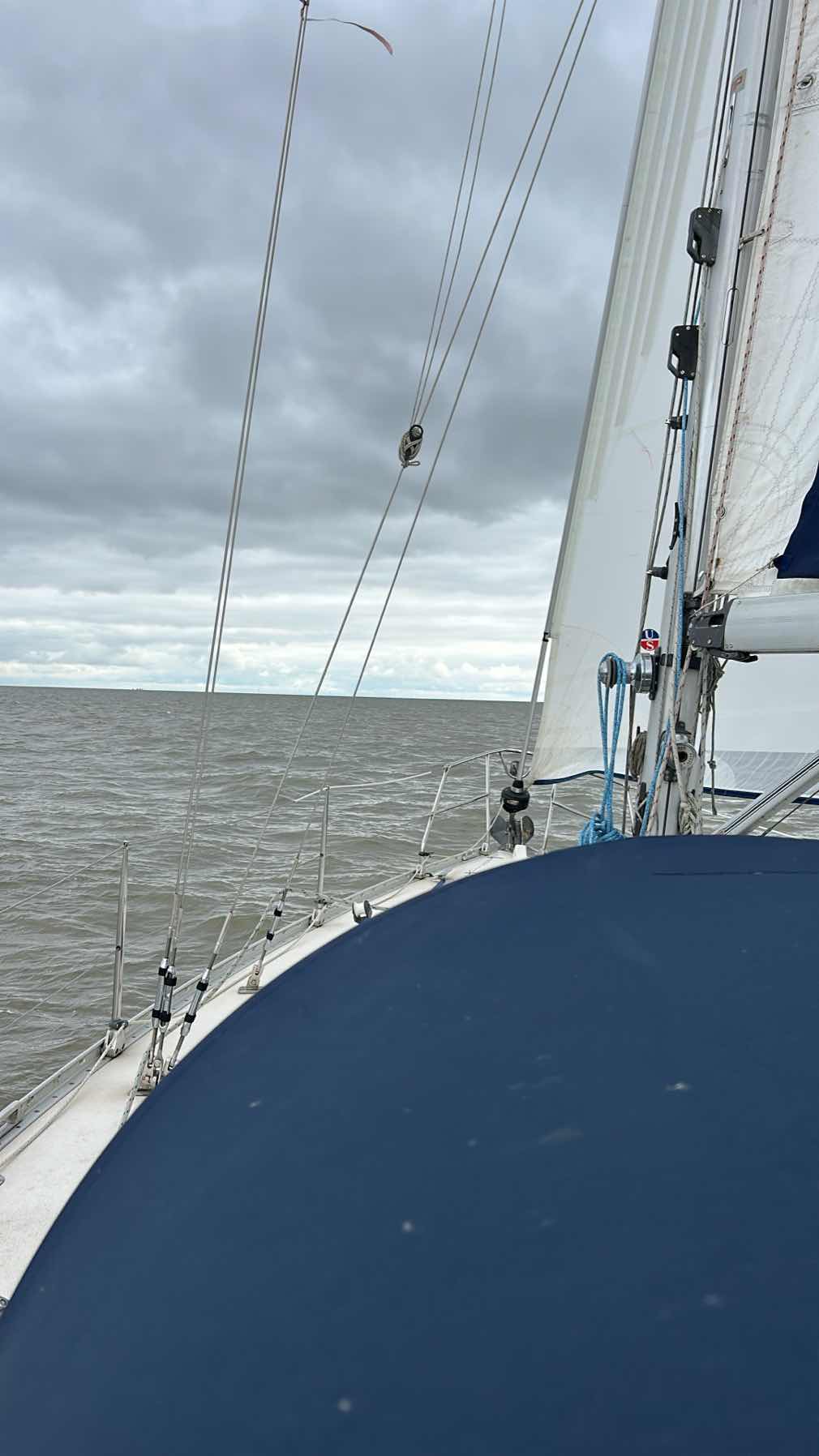 Taking Calsara to Ramsgate for refit! _367C1601-37C3-48D9-B78A-CD57062B5A53