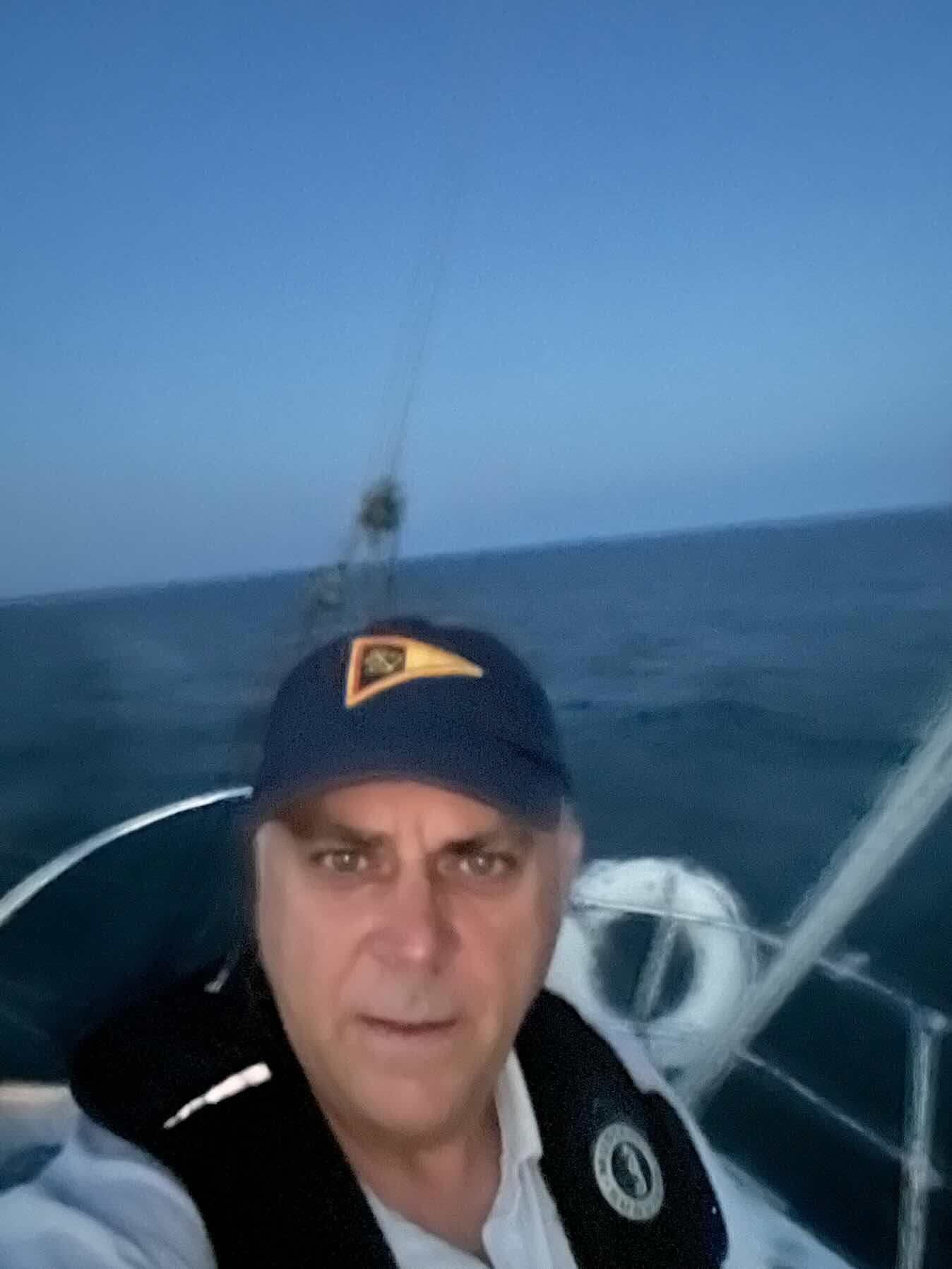 Evening Crew Sail_EF2D9FBC-73B4-4AB1-9EFE-5CEF237520E8