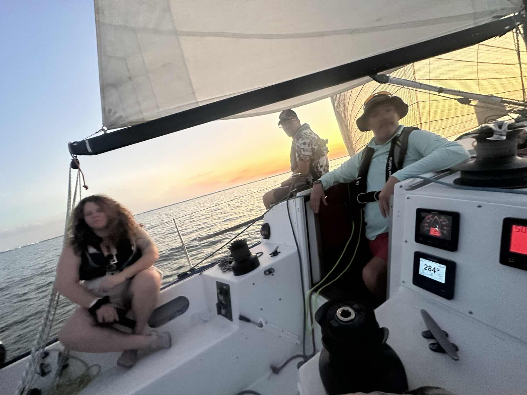 Evening Vet sail_1B43AF61-8911-4830-A251-F88A8F978082