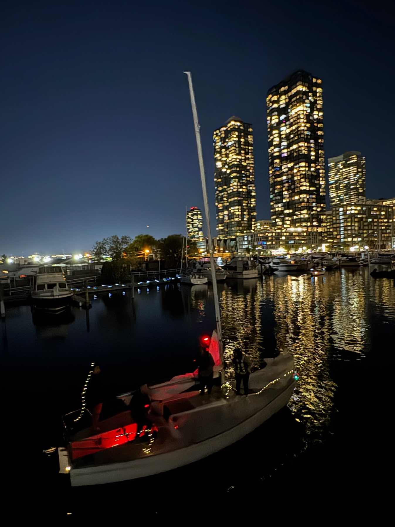 Full Moon Sail_0007D941-002F-4D08-8D89-FA027B2774DB