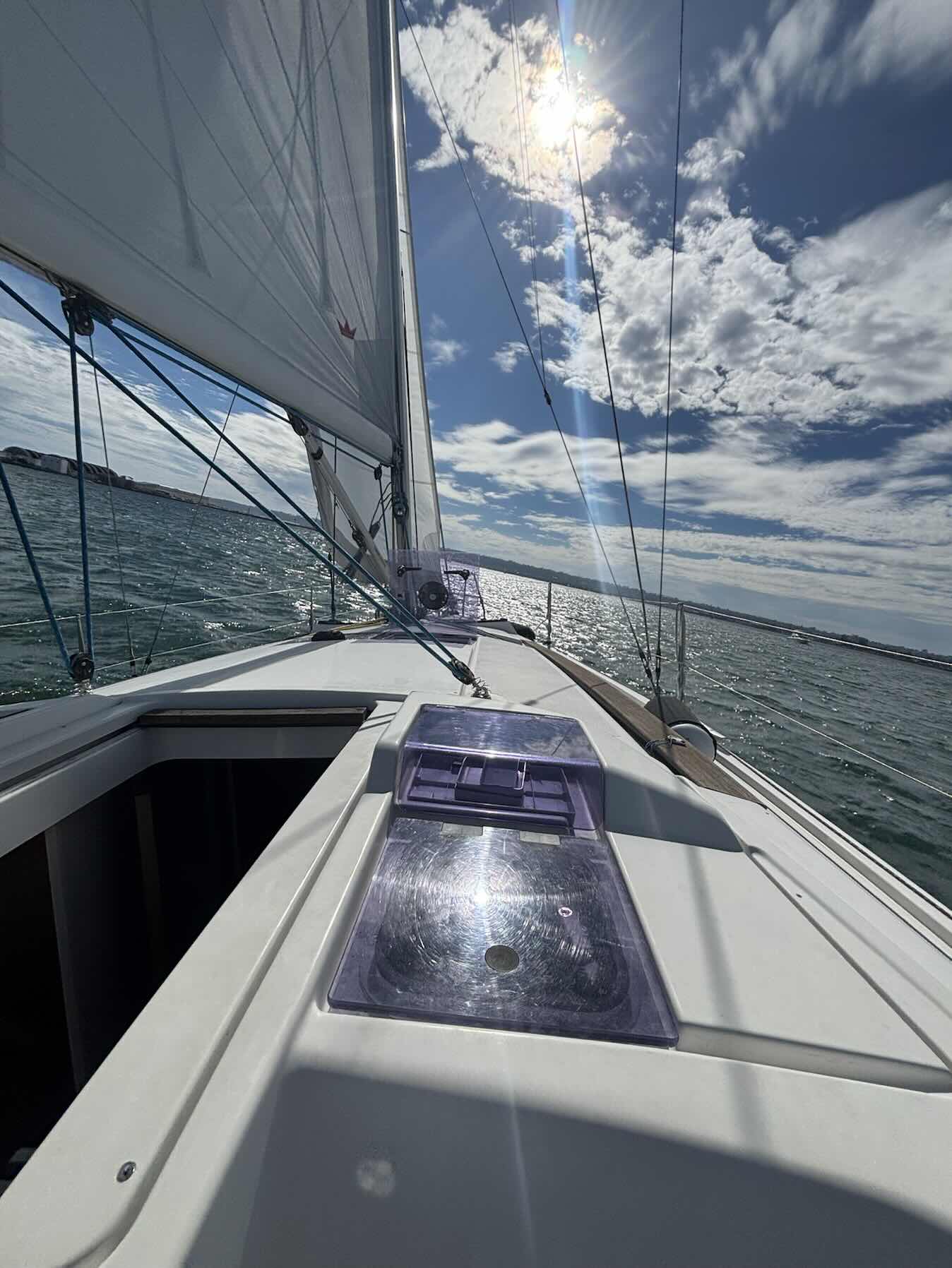 Anchor for lunch, forereach and 18-20kts sustained and docking fun:0) (13/118)_8BE6A846-BEDD-4D70-AC0F-EB24F7F12D54