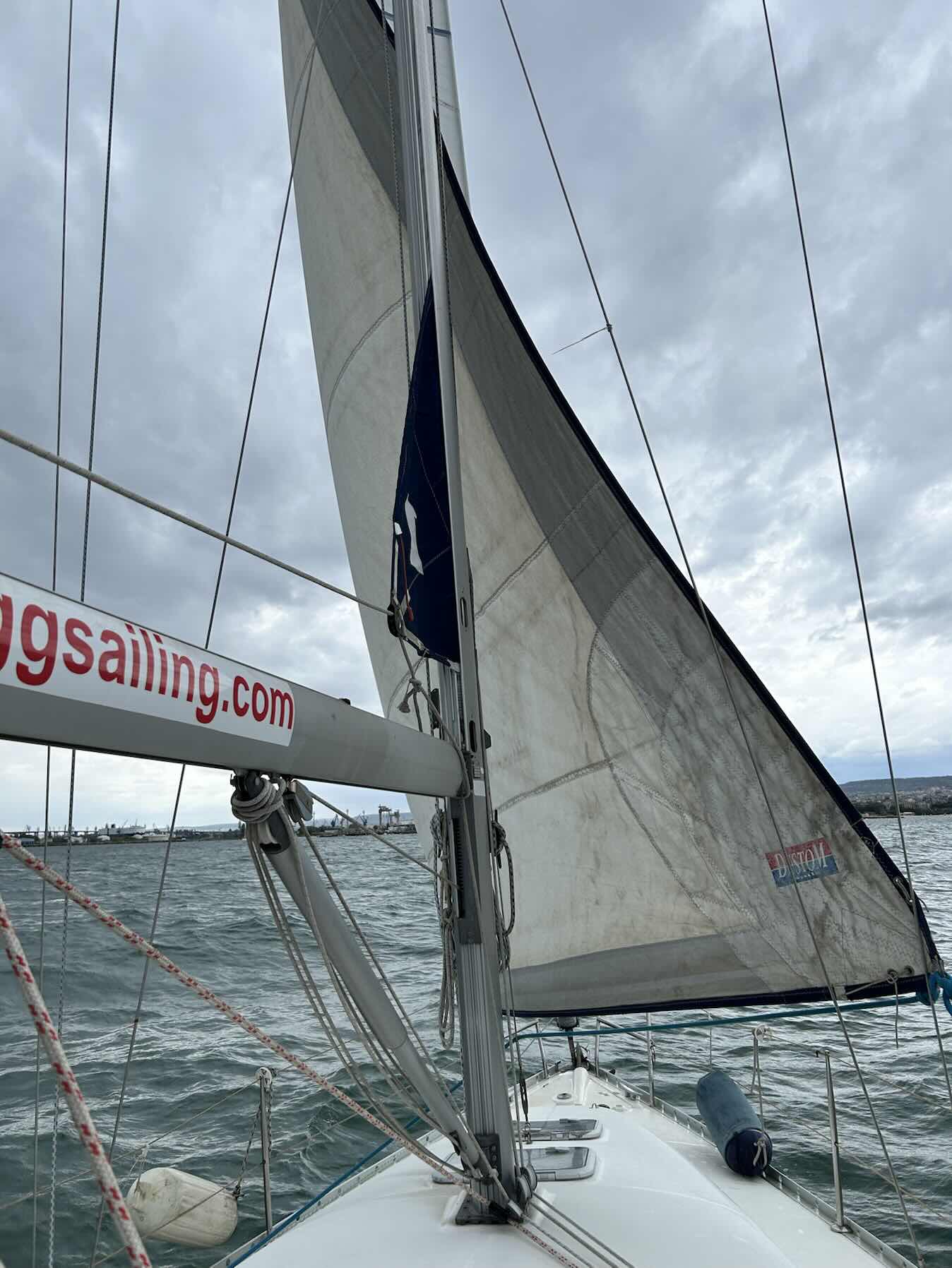 Voyage_A6B7BA84-3F57-4062-B8DA-77A2199F9144