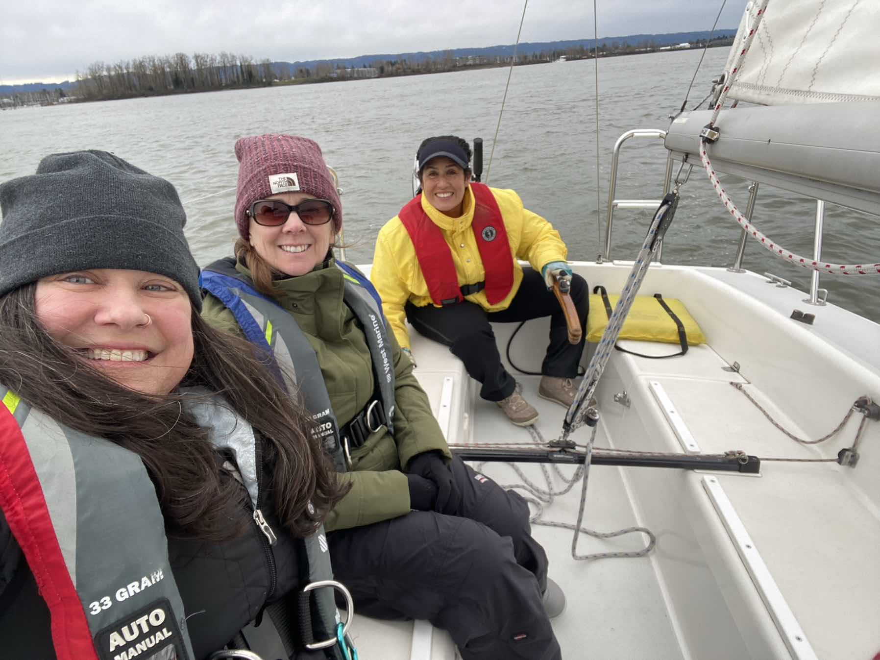 New year sailing with friends _9C3785B1-9C60-46BF-A139-D80CE9F963B5