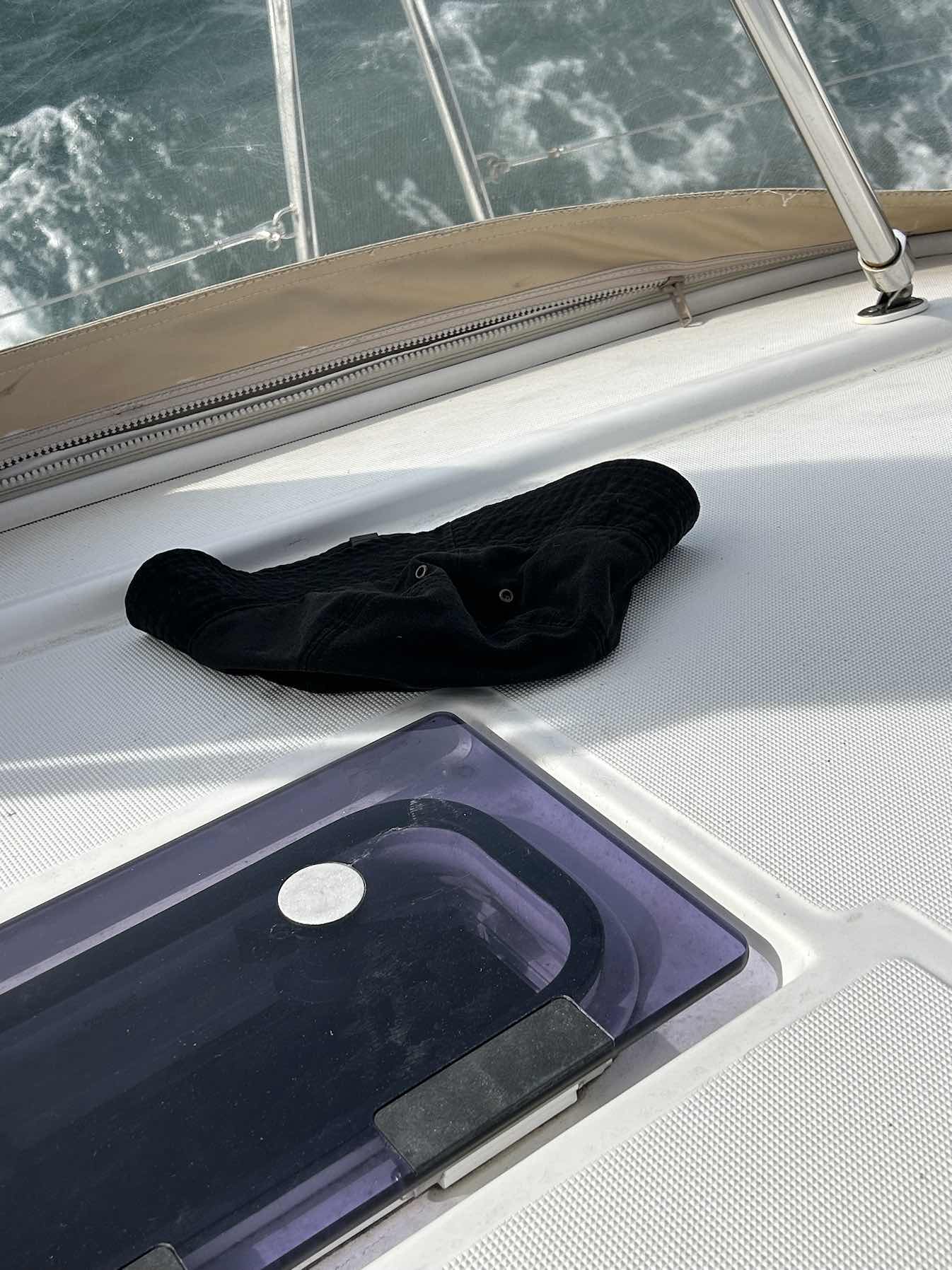I’m glad I don’t have to go home to that + Chilean overboard_1D6C0165-4C84-42F4-AD6C-164C7E342BB4