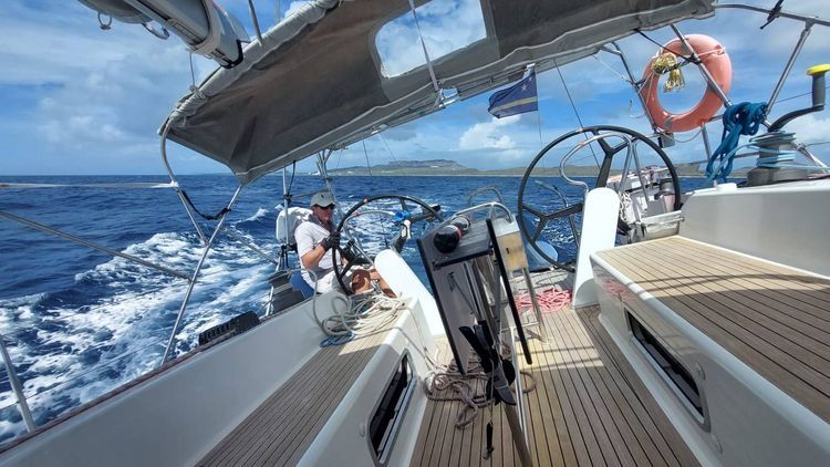 Voyage photo from Short coastal
Sail