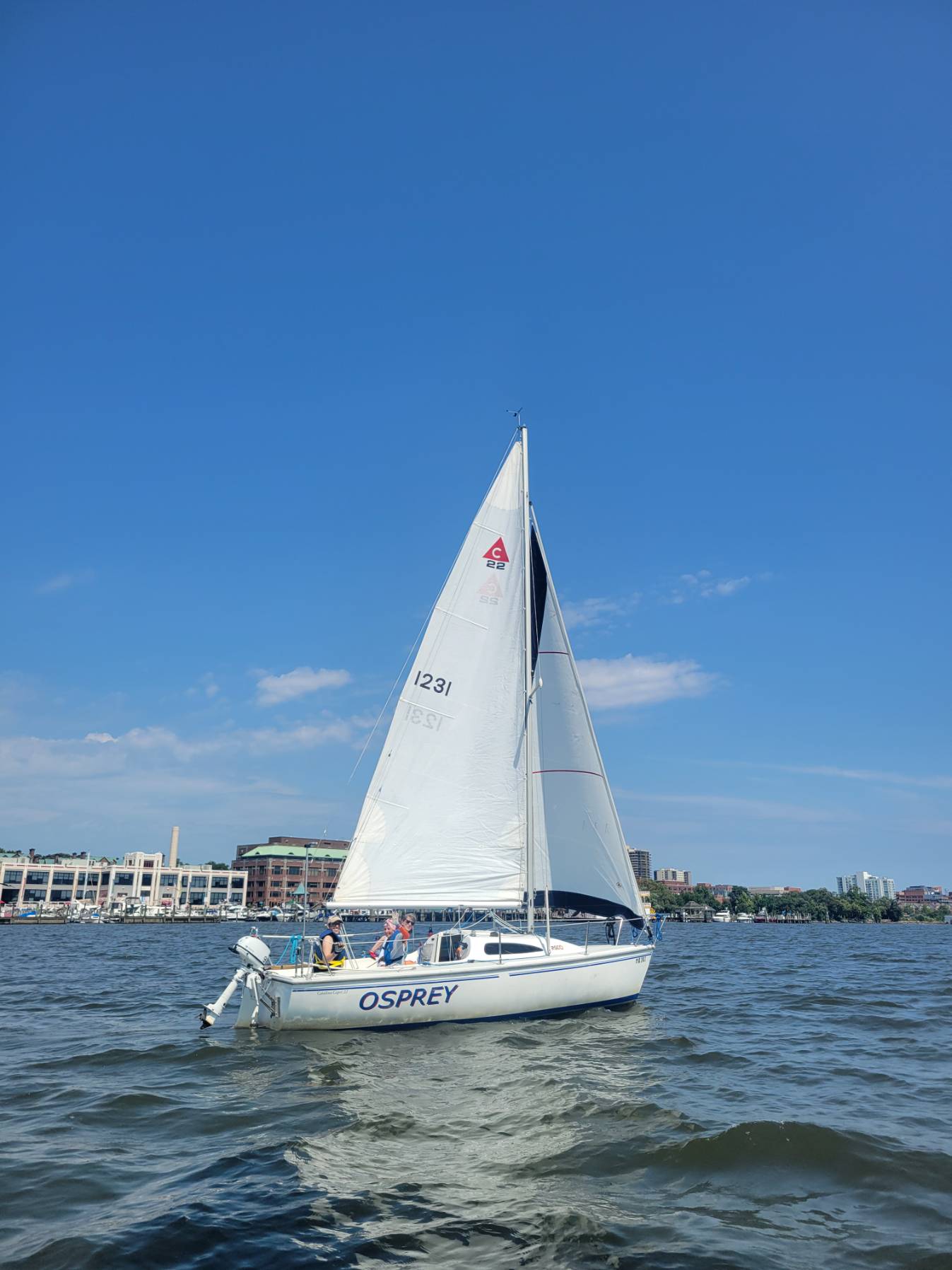 WoW Sail w SWOW social_F01BA49A-3760-4BD3-9F5C-8BB574780136