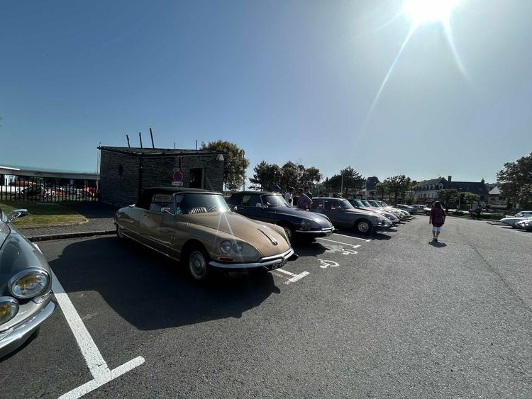 Voyage photo from French triangle race
