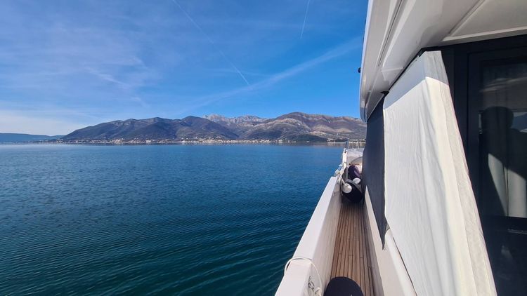 Voyage photo from Check