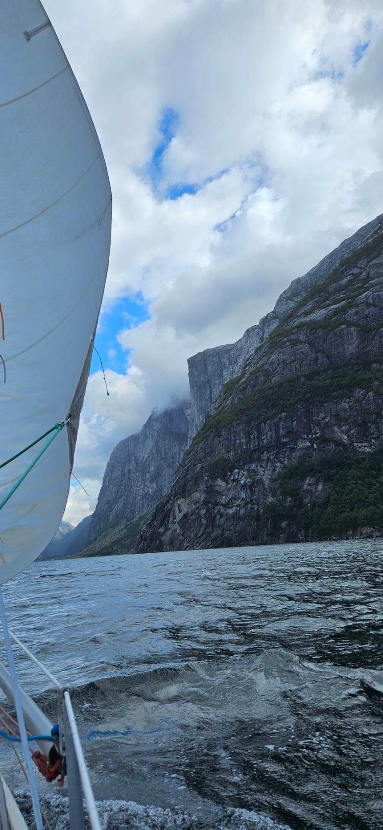 Voyage photo from Flørly-Lysebotn