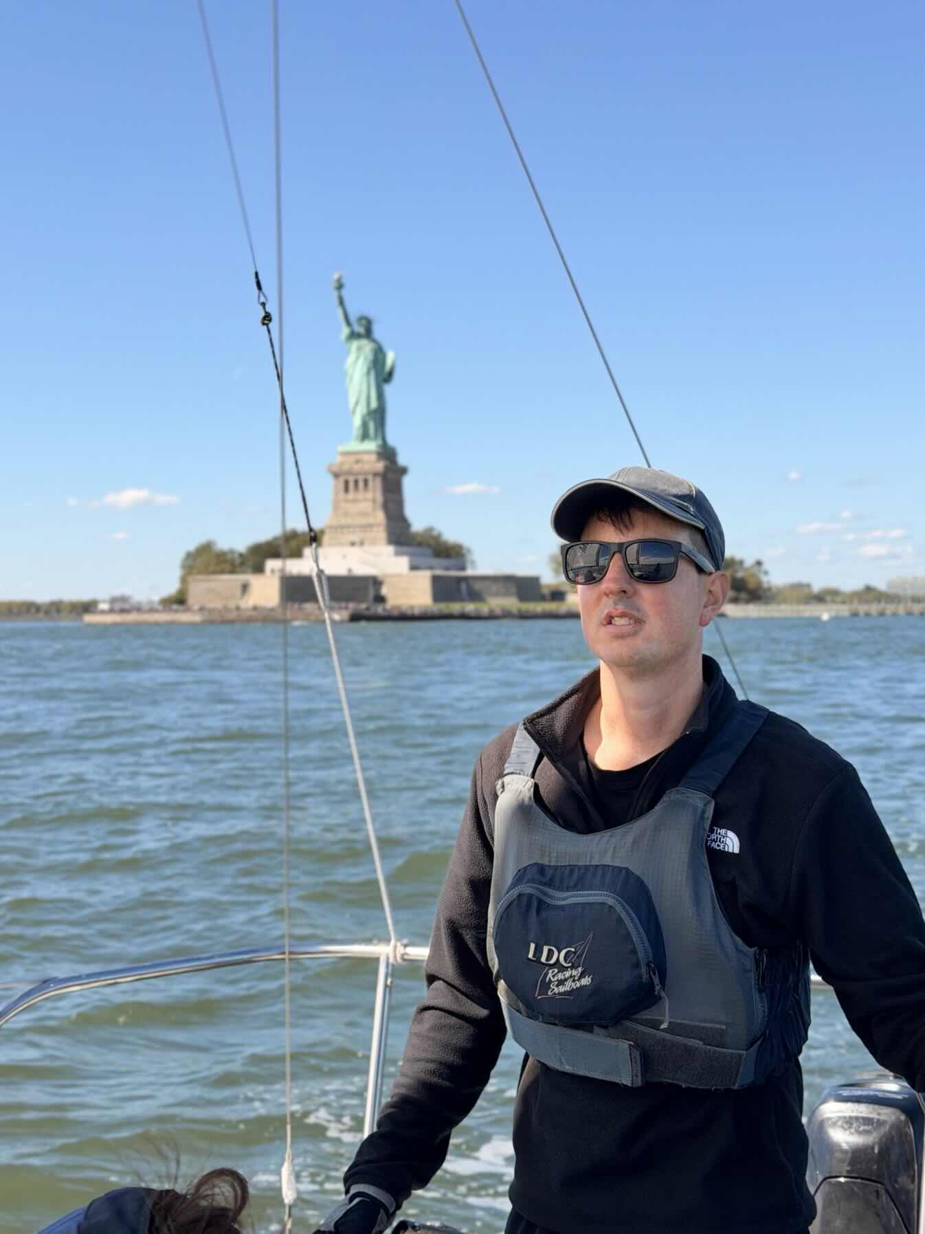 Picture perfect late szn sail and race to the statue _1DD26398-C9A4-424D-B189-8374D51673E8