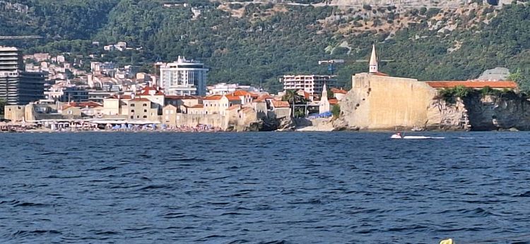 Voyage photo from Herceg Novi to Budva (Going South)